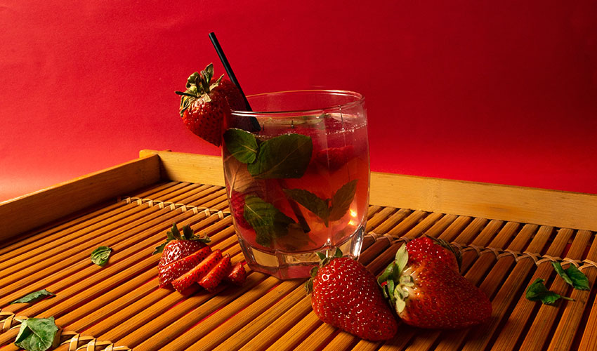 Strawberry and elderflower mocktail